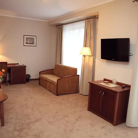 Pod Kluka Hotell 3*